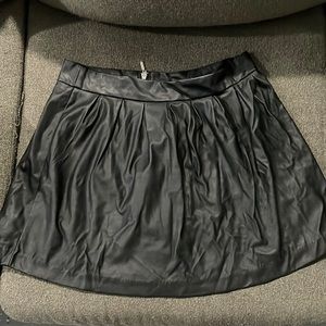 Faux leather black skirt